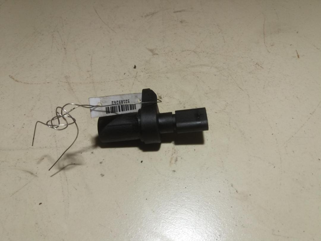 датчик распредвала BMW 1 F20/F21 2012, 2.0 л., дизель, МКПП, чёрный, хетчбэк 5 дв., 7803093