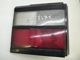 фонарь крышки багажника левый Volkswagen Passat B3 1990, 1.8 л., бензин, МКПП, чёрный, универсал, 333945107