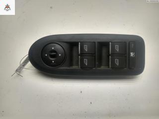 кнопка стеклоподъемника переднего левого Ford Kuga 1 поколение 2008, 2.0 л., дизель, МКПП, серый, внедорожник 5 дв., 8M5T14A132AB