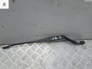 Щеткодержатель (поводок стеклоочистителя) передний Opel Omega B 1995, 2.5 л., бензин, МКПП, зелёный, универсал, 90493822