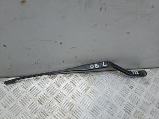 Щеткодержатель (поводок стеклоочистителя) передний Opel Omega B 1995, 2.5 л., бензин, МКПП, зелёный, универсал, 90493822