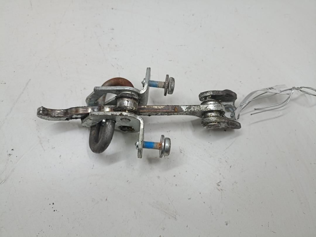 Ограничитель открывания двери задней Opel Omega B 2002, универсал, 90494807