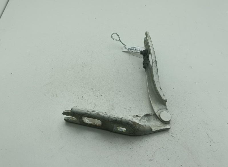 петля капота правая BMW 3 E36 1991, белый, седан, 41618135070