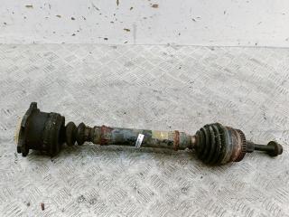 полуось передняя левая (приводной вал, ШРУС) Audi A4 B5 1996, 2.8 л., бензин, АКПП, синий, универсал, 8D0407271C
