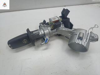 замок зажигания Opel Meriva 2 поколение (B) [рестайлинг] 2014, 1.4 л., бензин, АКПП, зелёный, минивэн