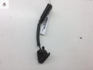 форсунка омывателя лобового стекла Ford Galaxy 2 поколение 2006, 2.0 л., дизель, МКПП, серый, минивэн