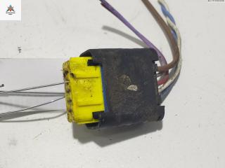 разъем (фишка) проводки Citroen C4 2 поколение 2011, 2.0 л., дизель, МКПП, серый, хетчбэк 5 дв.