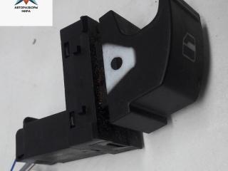 кнопка стеклоподъемника заднего левого Volkswagen Tiguan 1 поколение 2009, 2.0 л., дизель, МКПП, чёрный, внедорожник 5 дв., 7L6959855B