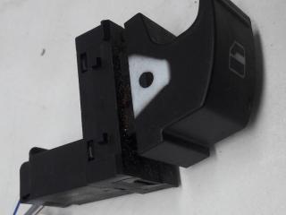 кнопка стеклоподъемника заднего левого Volkswagen Tiguan 1 поколение 2009, 2.0 л., дизель, МКПП, чёрный, внедорожник 5 дв., 7L6959855B