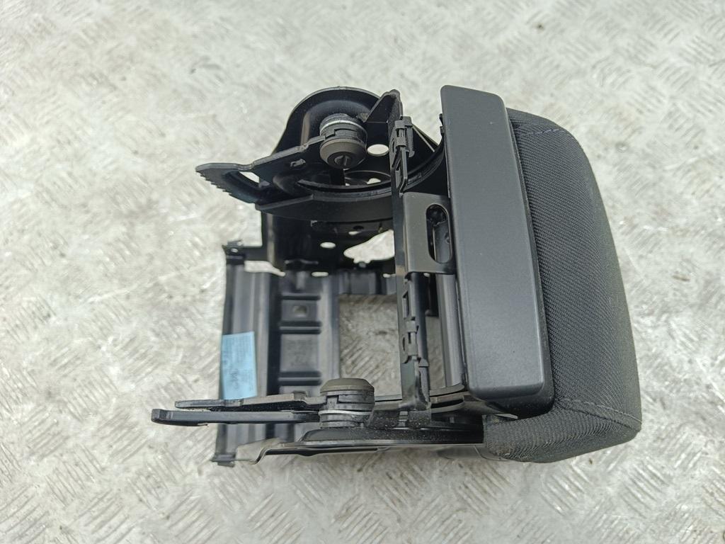 подлокотник Skoda Octavia mk2 (A5 1Z) 2006, 2.0 л., дизель, АКПП, серый, универсал, 1Z0864207
