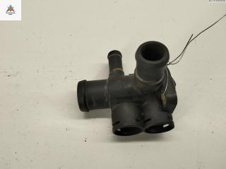 фланец (тройник) системы охлаждения Volkswagen Passat B3 1990, 1.8 л., бензин, АКПП, серый, седан, 037121133C