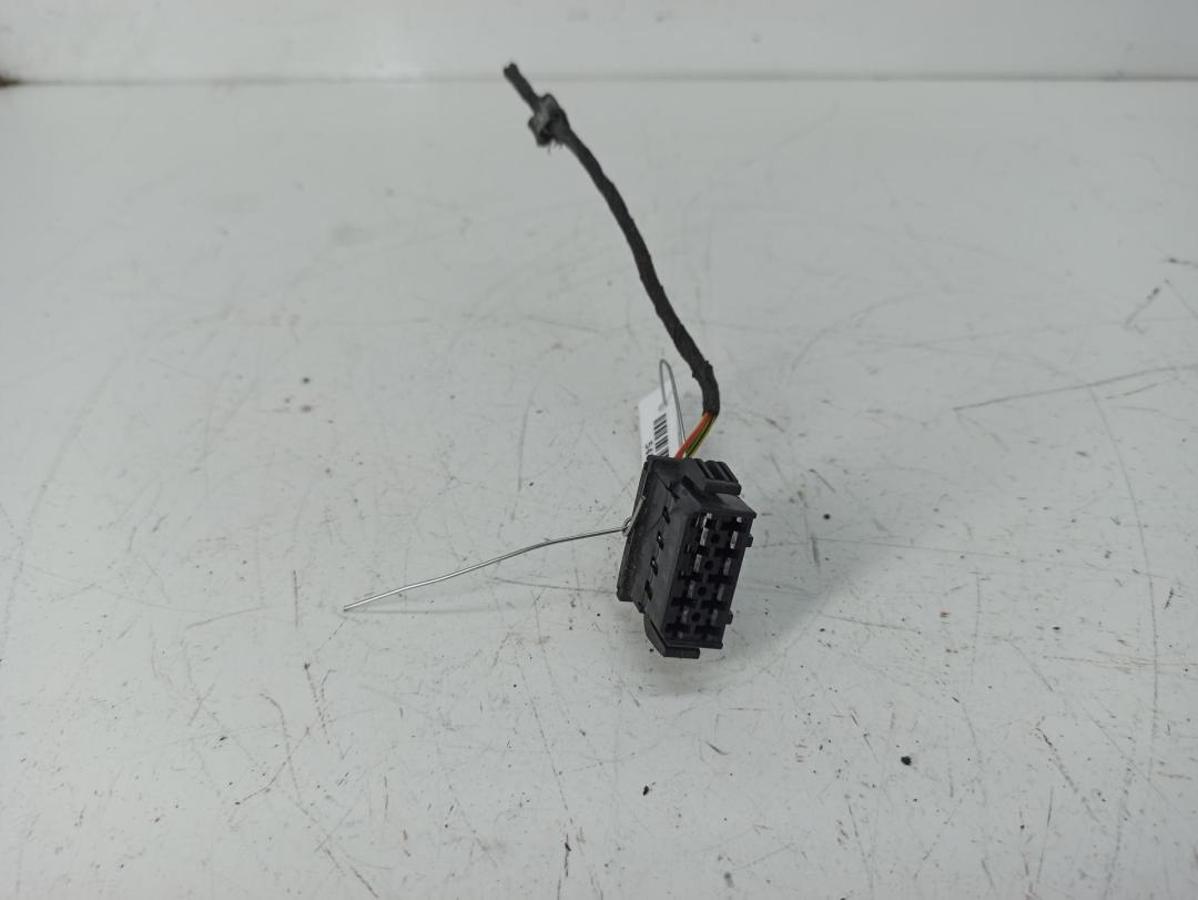 разъем (фишка) проводки Audi A4 B5 1997, 1.8 л., Ti, бензин, МКПП, синий, универсал, 893971983