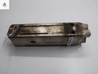 кронштейн переднего бампера Audi A6 4F/C6 2007, 2.7 л., дизель, МКПП, зелёный, седан, 4F0807133