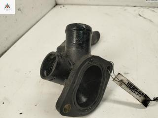 фланец (тройник) системы охлаждения Volkswagen Passat B5 [рестайлинг] 2001, 2.0 л., бензин, АКПП, зелёный, универсал, 06B121133A