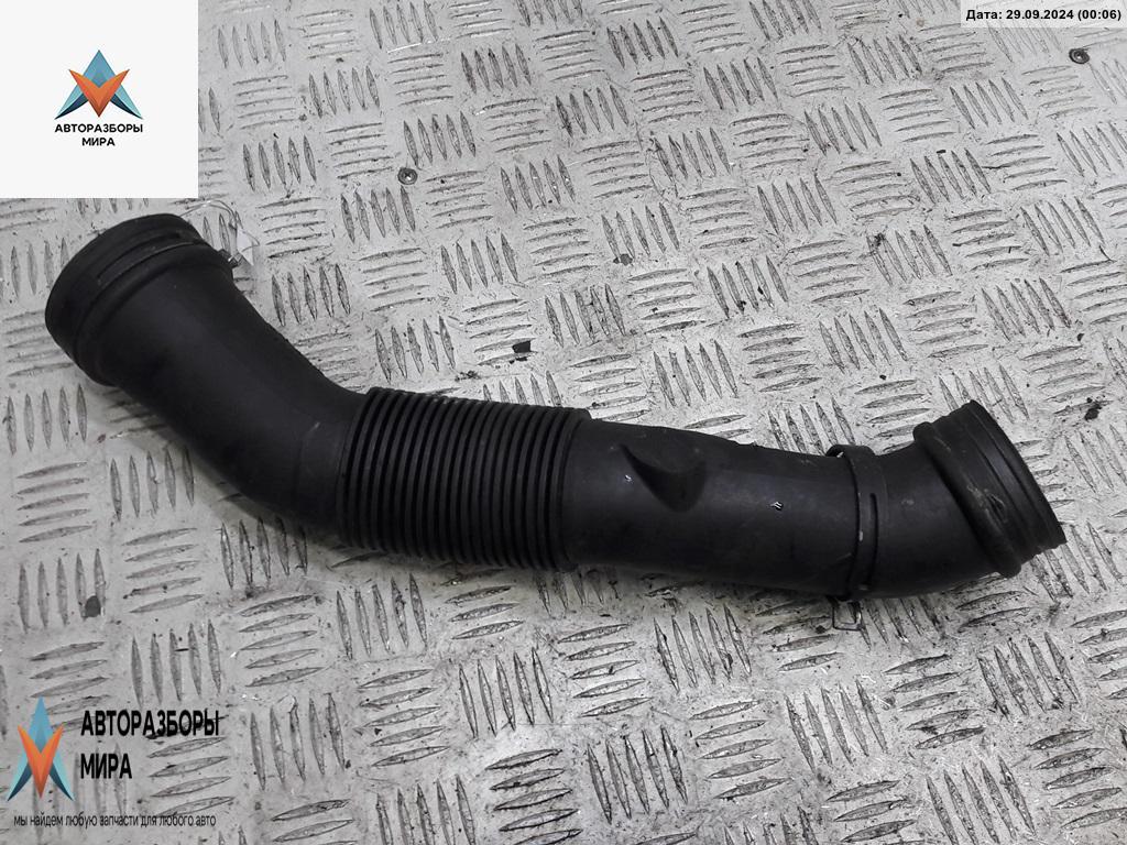 гофра инжектора Volkswagen Passat B5 1998, 1.8 л., бензин, МКПП, универсал, 06B129627 - фото №1