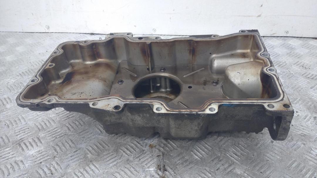 масляный поддон Ford Mondeo I 1995, 2.5 л., бензин, АКПП, серый, хетчбэк 5 дв., F53E-6675