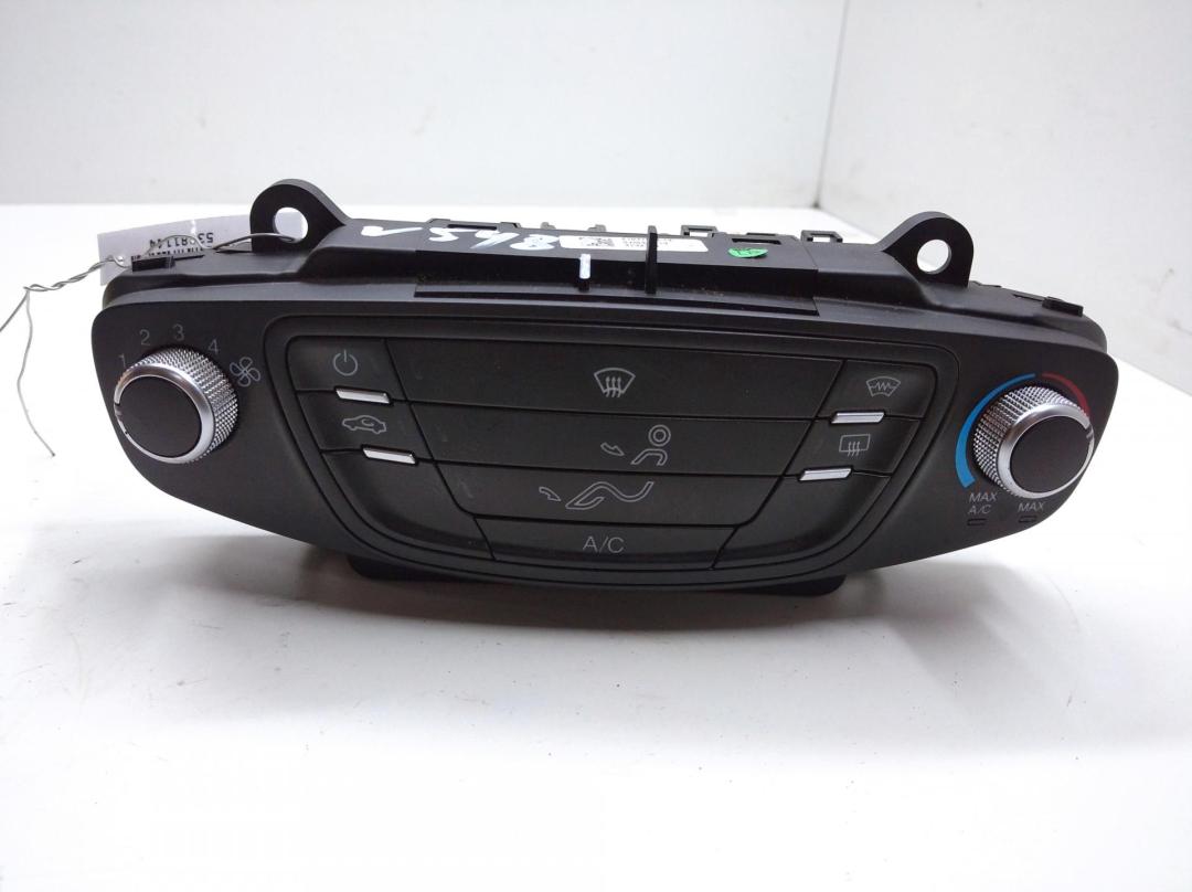 блок управления печки / климат-контроля Ford B-max 2013, 1.0 л., бензин, МКПП, красный, минивэн, AV1T-18549-DMTRA