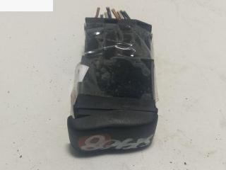 кнопка аварийной сигнализации Volkswagen Polo 3 поколение 1999, 1.7 л., дизель, МКПП, зелёный, хетчбэк 3 дв., 6N1953235