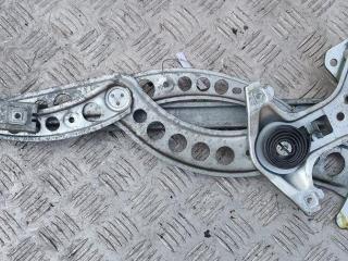 стеклоподъемник передний правый Volkswagen Passat B3 1989, 1.8 л., бензин, МКПП, красный, универсал, 357837402