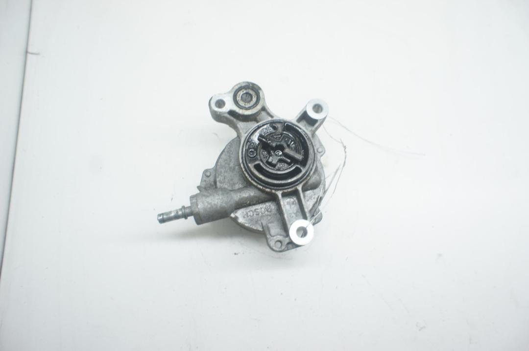 насос вакуумный Ford C-Max 2004, 2.0 л., дизель, МКПП, серый, минивэн, 165112106T
