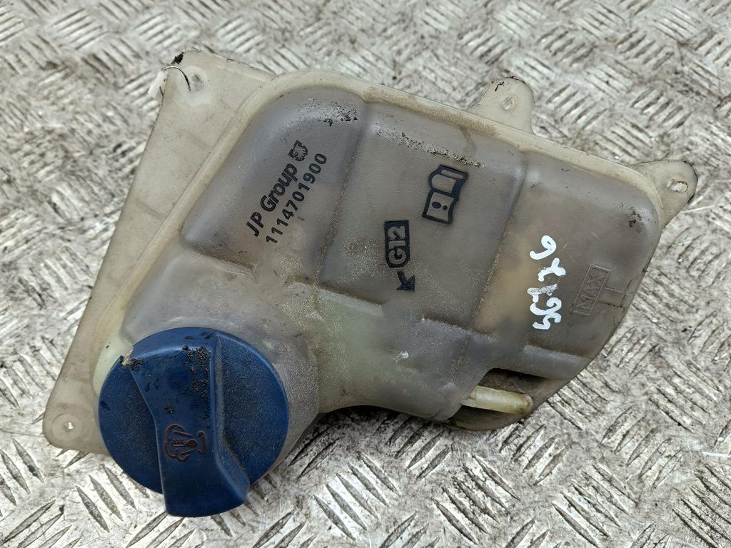 бачок расширительный Volkswagen Passat B5 1999, 2.3 л., бензин, 8D0121403L - фото №1