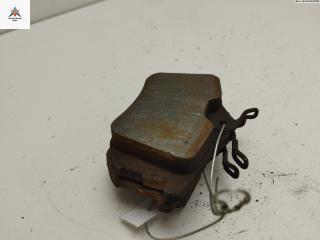 Колодки тормозные задние Mitsubishi Carisma 1 поколение [рестайлинг] 2002, 1.9 л., дизель, МКПП, серый, хетчбэк 5 дв.