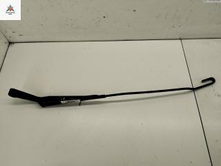 Щеткодержатель (поводок стеклоочистителя) передний Volkswagen Golf 3 поколение 1995, 1.6 л., бензин, МКПП, синий, хетчбэк 5 дв., 1H1955410B