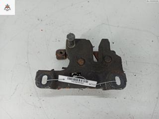 замок капота Audi A4 B5 1997, 1.6 л., бензин, МКПП, синий, универсал, 8D0823509C