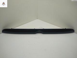 накладка подсветки номера Mitsubishi Carisma 1 поколение [рестайлинг] 1999, 1.6 л., бензин, МКПП, синий, хетчбэк 5 дв.