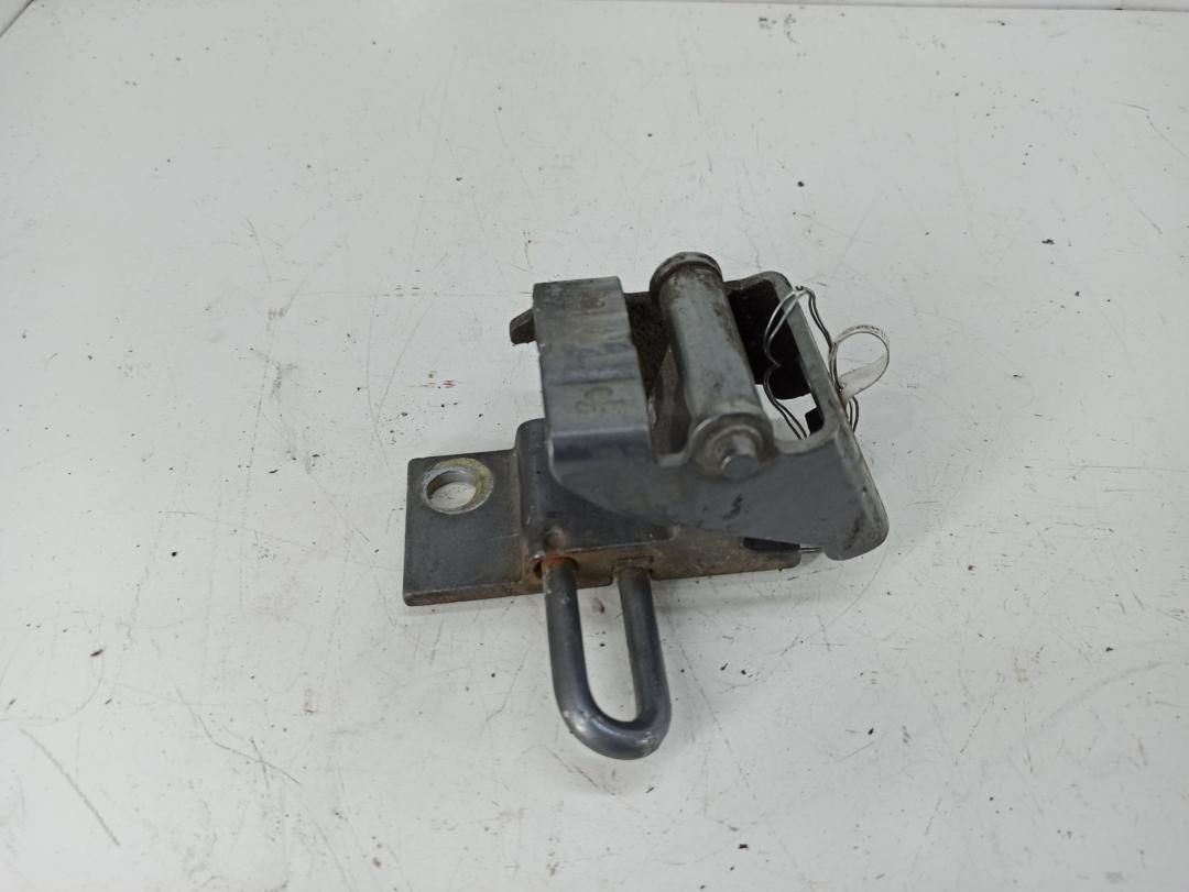 петля двери Audi A4 B5 1998, серый, универсал, 8D0831412C