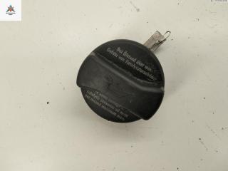 пробка маслозаливная Volkswagen Polo 4 поколение 2002, 1.4 л., бензин, МКПП, серый, хетчбэк 3 дв., 6740126209