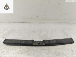 накладка двери (крышки) багажника Ford Maverick 2 поколение [рестайлинг] 2005, 2.3 л., бензин, МКПП, чёрный, внедорожник 5 дв.