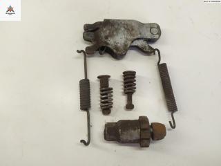 Механизм развода задних тормозных колодок левый BMW 7 серия E65/E66/E67 2002, 3.6 л., бензин, АКПП, чёрный, седан