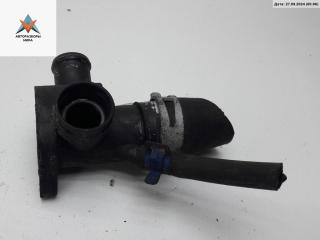 фланец (тройник) системы охлаждения Volkswagen Golf 3 поколение 1994, 1.9 л., дизель, МКПП, красный, хетчбэк 3 дв., 028121133B