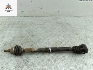 полуось передняя правая (приводной вал, ШРУС) Volkswagen Golf 4 поколение 1999, 1.4 л., бензин, МКПП, чёрный, хетчбэк 3 дв.