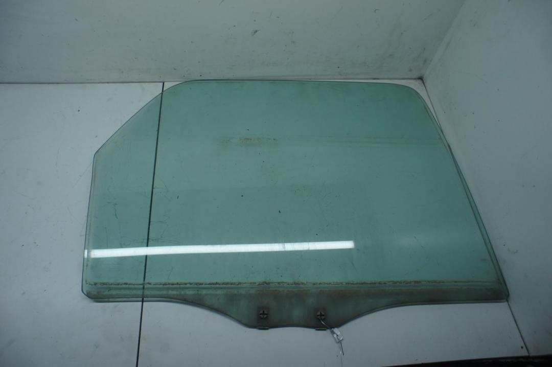 стекло двери задней правой Ford Maverick 2005, 2.3 л., бензин, МКПП, чёрный, внедорожник 5 дв., AS2