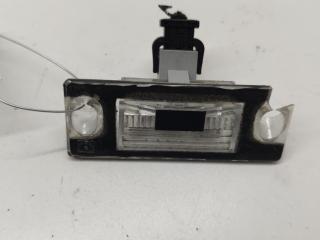 подсветка номера Audi A4 B5 [рестайлинг] 1998, 2.4 л., бензин, МКПП, чёрный, универсал, 8D9943021