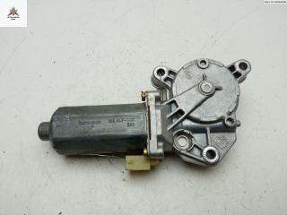 моторчик стеклоподъемника передний левый Volvo 850 1 поколение [рестайлинг] 1997, 2.5 л., АКПП, универсал, 0130821604