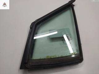 форточка передняя левая Nissan Micra 5 поколение K14 2017, 1.5 л., дизель, МКПП, красный, хетчбэк 5 дв.