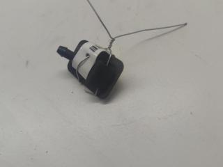 форсунка омывателя лобового стекла Audi A4 B5 1997, 1.6 л., бензин, МКПП, серый, универсал