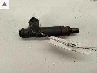 форсунка Volkswagen Polo 4 поколение 2002, 1.2 л., бензин, МКПП, синий, хетчбэк 3 дв., 03D906031C