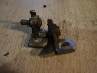 петля двери Ford Focus 1 поколение 2000, серый, универсал