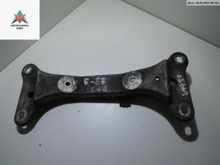 кронштейн КПП BMW 1 серия E81/E82/E87/E88 2004, 2.0 л., дизель, МКПП, серый, хетчбэк 5 дв., 22316760300