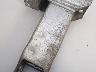 кронштейн переднего бампера BMW X3 E83 [рестайлинг] 2007, 2.0 л., дизель, МКПП, чёрный, внедорожник 5 дв., 3439733