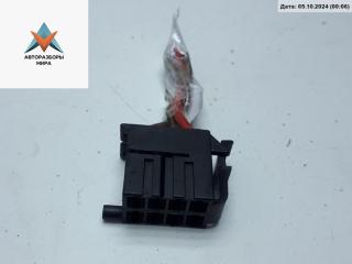 разъем (фишка) проводки Volkswagen Passat B3 1990, 1.8 л., бензин, МКПП, красный, универсал, 357947971