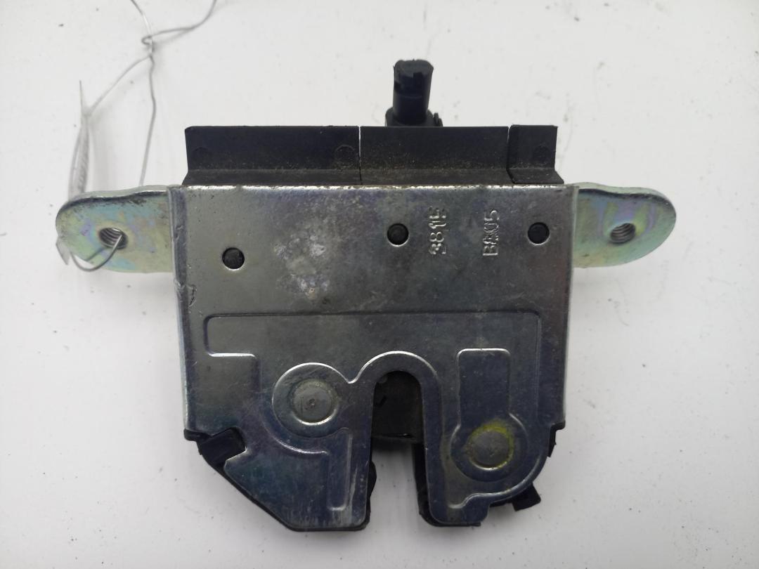 замок багажника Opel Astra K 2016, хетчбэк 5 дв., 39021416