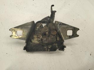 замок капота Volkswagen Passat B3 1989, 1.8 л., бензин, МКПП, серый, седан, 357823509