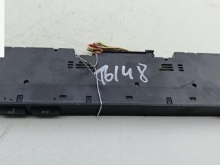 кнопка обогрева сидений BMW 5 серия E39 1999, 2.0 л., бензин, МКПП, серый, седан, 8373712