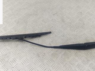 Щеткодержатель (поводок стеклоочистителя) передний Fiat Punto 2 поколение [рестайлинг] 2003, 1.2 л., бензин, МКПП, чёрный, хетчбэк 5 дв.