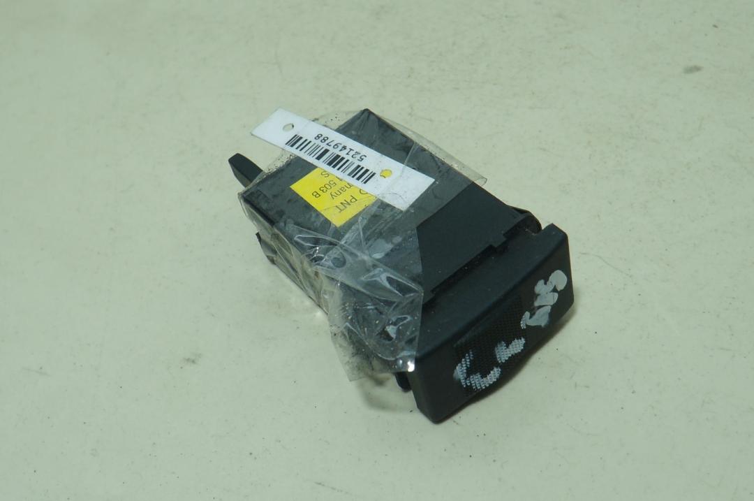 кнопка (выключатель) Audi A4 B5 1995, 2.6 л., бензин, АКПП, серый, седан